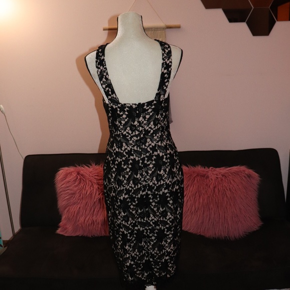 Club Monaco Black Floral Lace Midi Pencil Dress - Picture 4 of 7